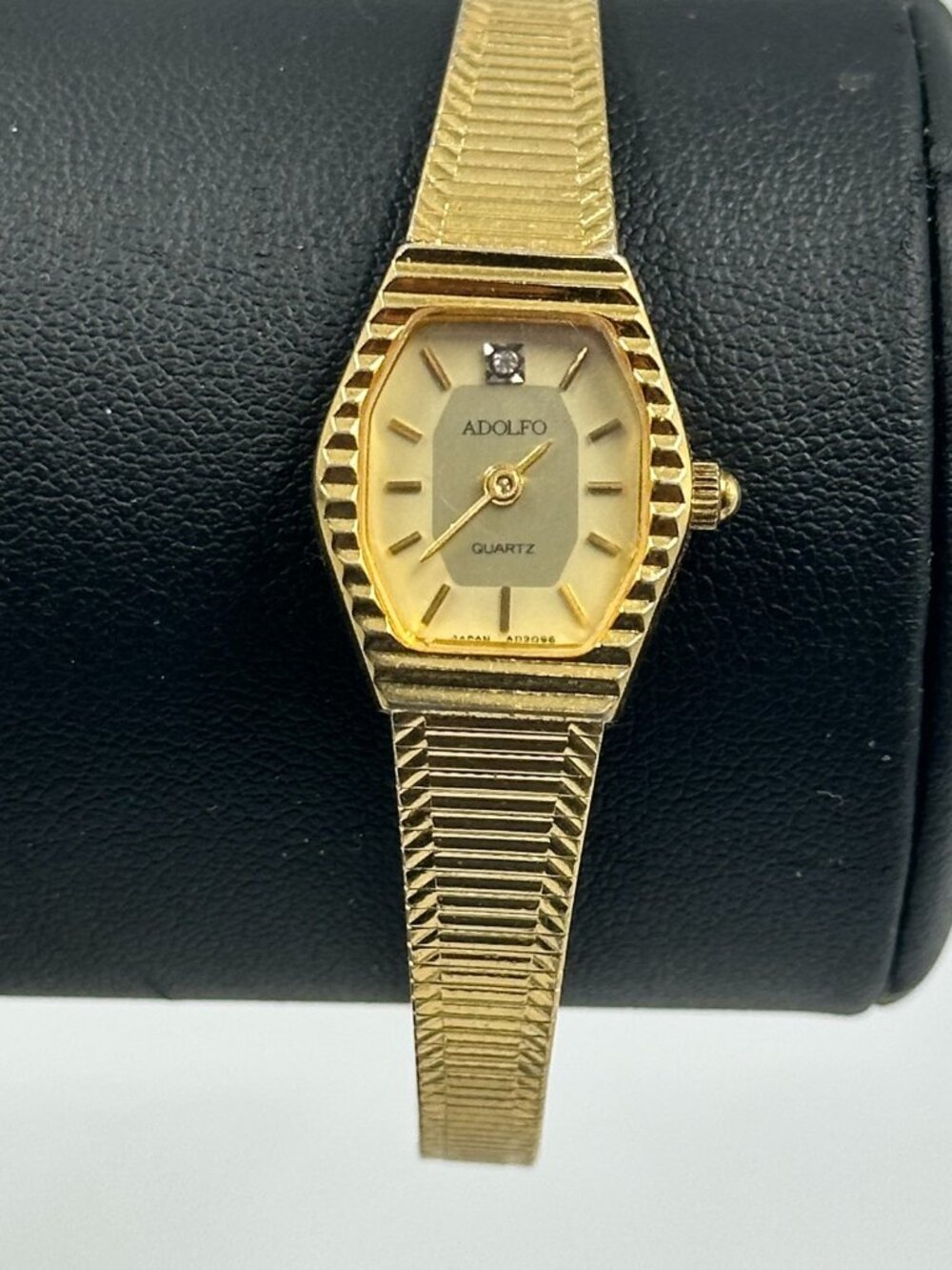 Vintage Adolfo Watch Women Gold Tone Oval 17MM Dial Slim Band New Battery